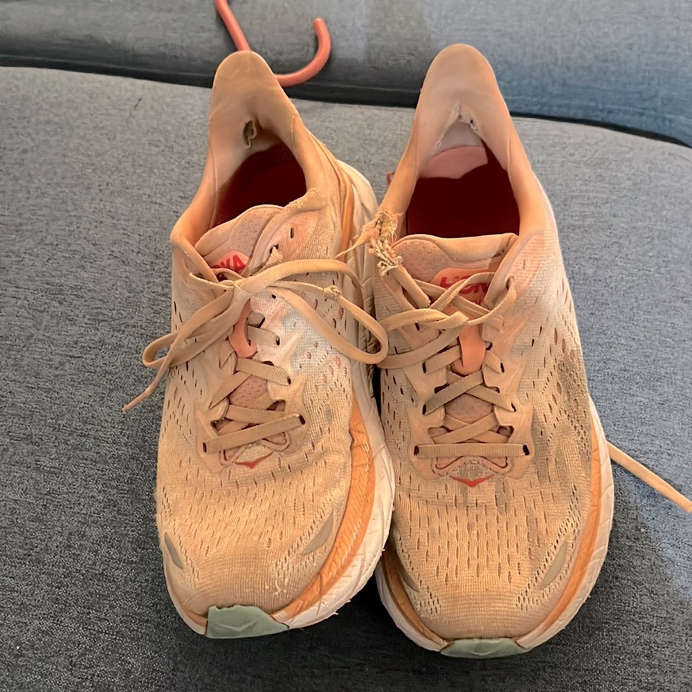 HOKA Clifton 8 used sneakers, great for walking/hiking